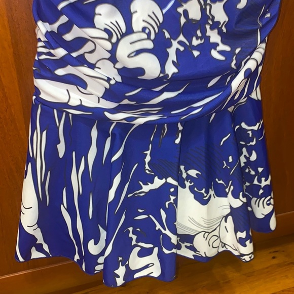 Never used! Print One Piece Bathing Suit (M) - Picture 3 of 7